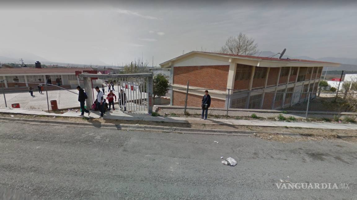 Por segunda vez en el mes roban escuela: falsos 'padres de familia' roban a maestros en Saltillo