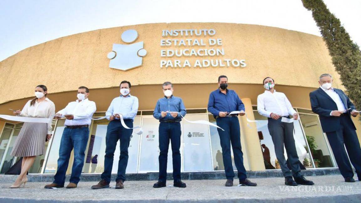 Entrega Riquelme nueva sede del IEEA en Ramos Arizpe
