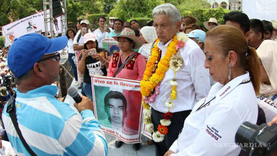 Asegura AMLO que siguen buscando a jóvenes de Ayotzinapa en comunidades