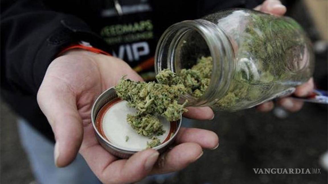 $!México traerá desde EU marihuana medicinal, mientras aquí se encierra a campesinos que la siembran