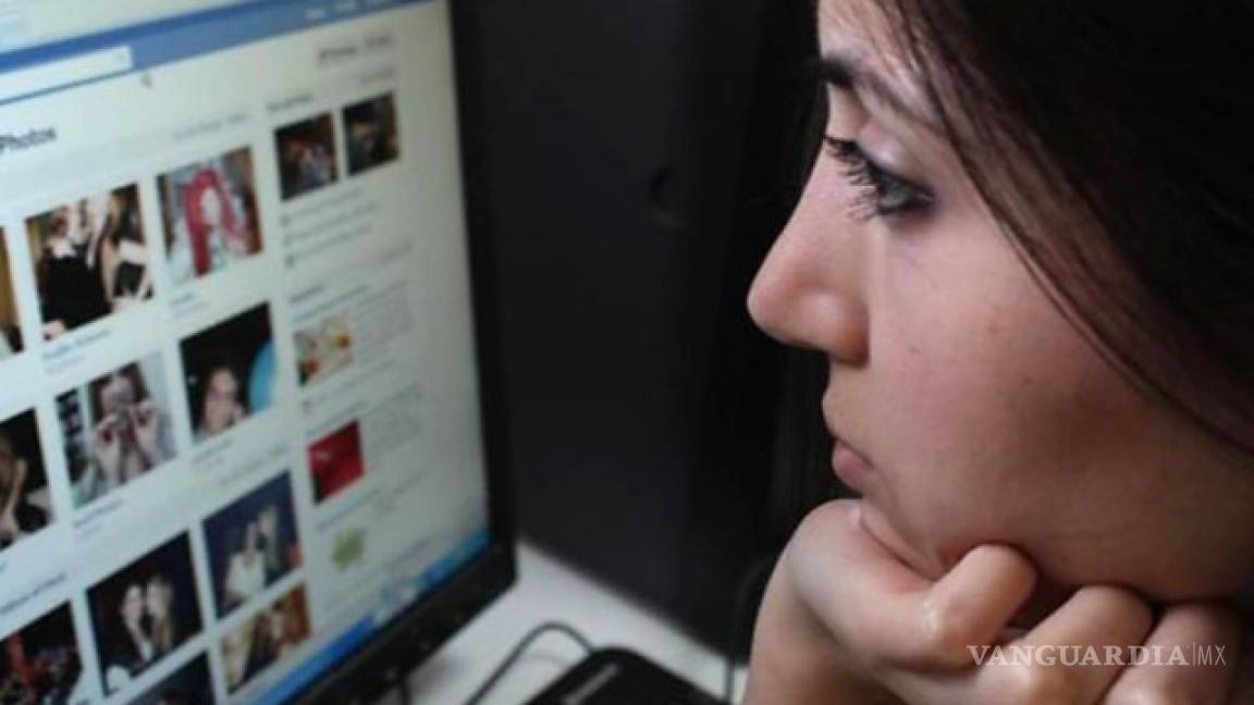 Adolescentes cambian Facebook por YouTube, Instagram y Snapchat