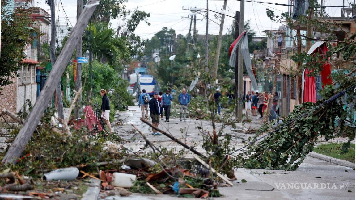 $!La Habana es golpeada con fuerza por un devastador tornado (fotogalería)