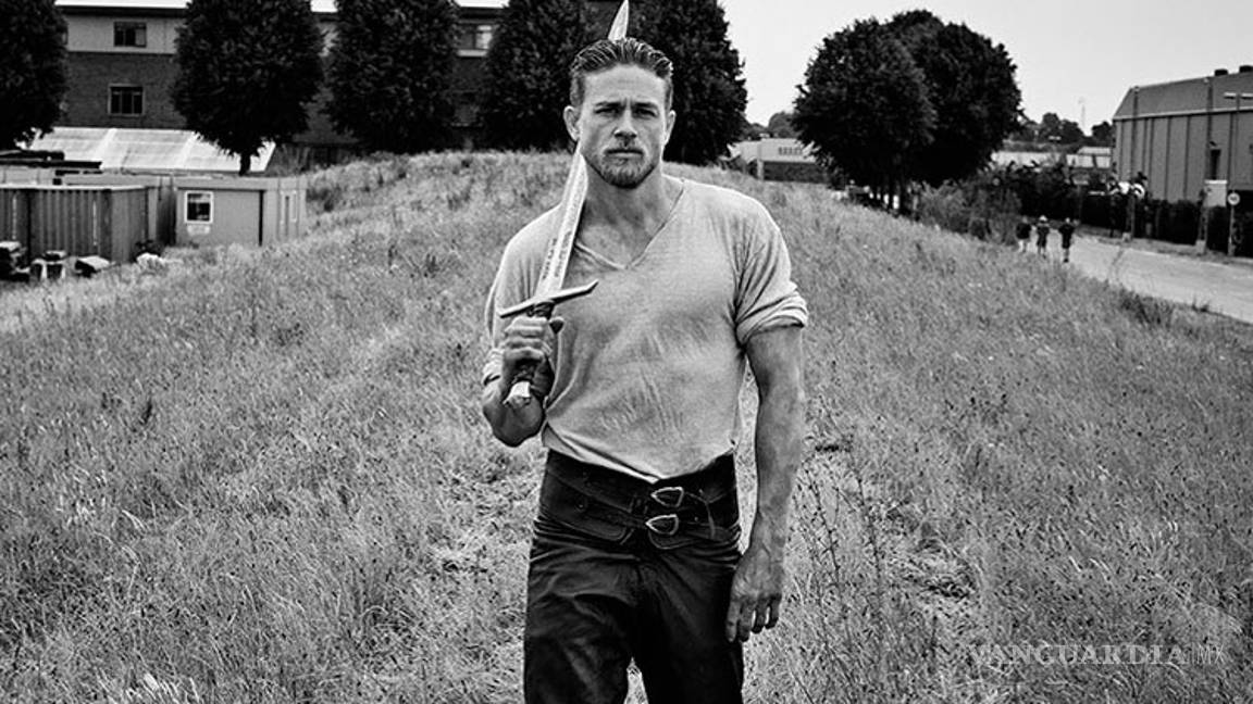 $!Charlie Hunnam encarna al rey Arturo en nuevo filme