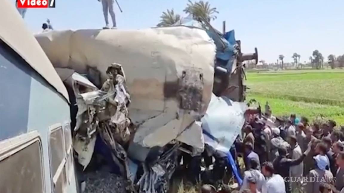 Choque de dos trenes deja al menos 32 muertos y 66 heridos en Egipto