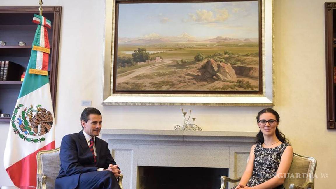 $!Recibe Peña Nieto a Olga Medrano (#LadyMatemáticas) en Los Pinos