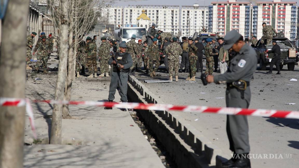 Al menos 16 muertos y 31 heridos en ataque suicida de talibanes en Kabul