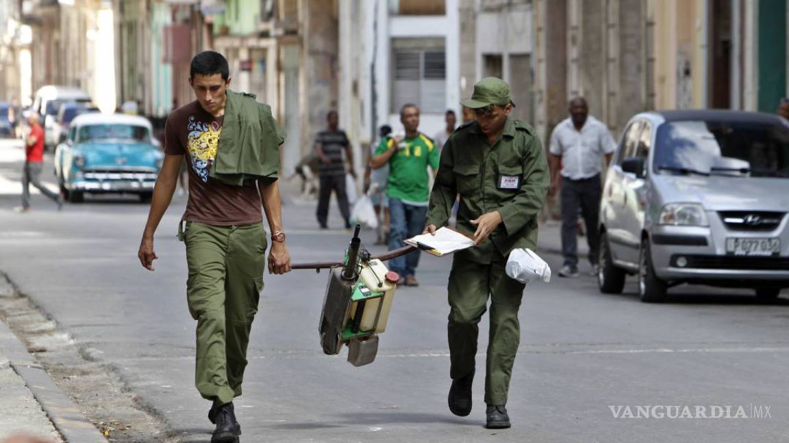 Moviliza Raúl Castro a 9 mil militares para combatir al mosquito del zika