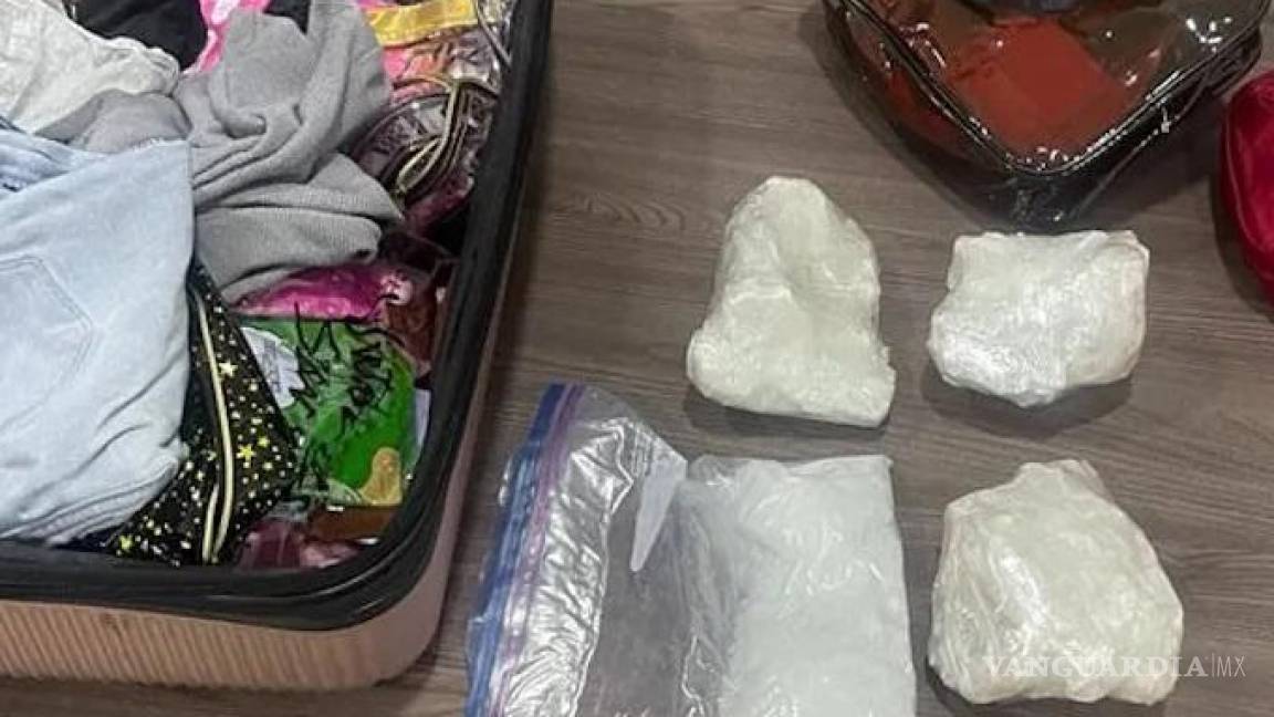 Mexicana es detenida en aeropuerto de Paraguay, llevaba tres kilos de metanfetamina en su equipaje