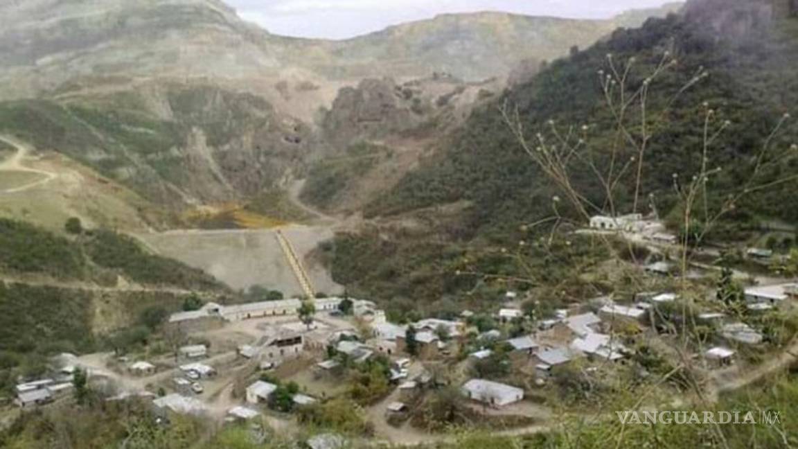 $!Como en película, comando asalta mina de oro en Sonora y huyen ¡en avioneta!