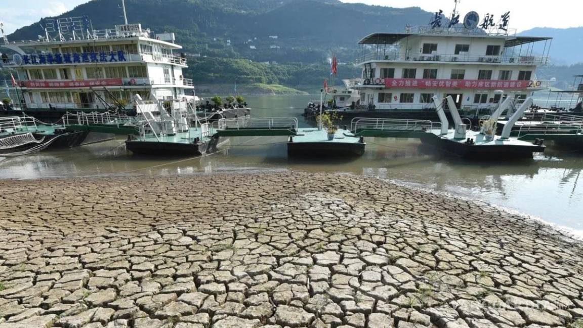 China en alerta por sequía sin precedentes; sin agua, parte del mayor río del país
