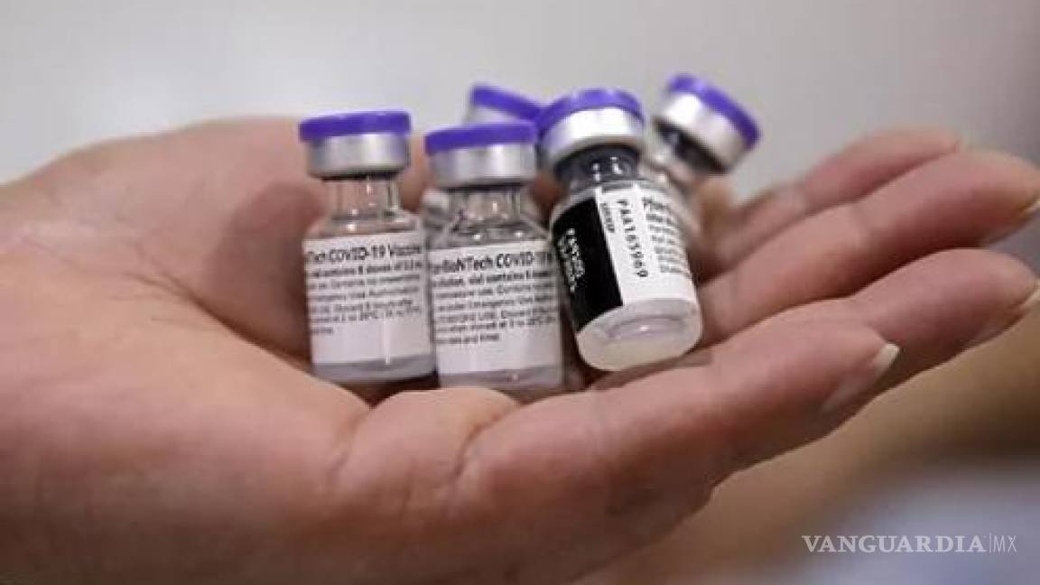 OMS sobre tercera dosis de vacuna anti COVID: ‘Es como repartir salvavidas a quienes ya tienen’