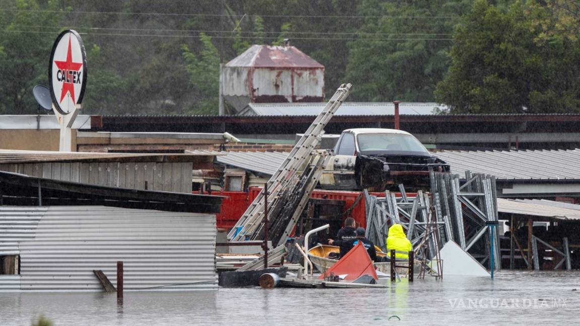 $!Evacuan a 18 mil personas por las peores inundaciones en décadas en Australia
