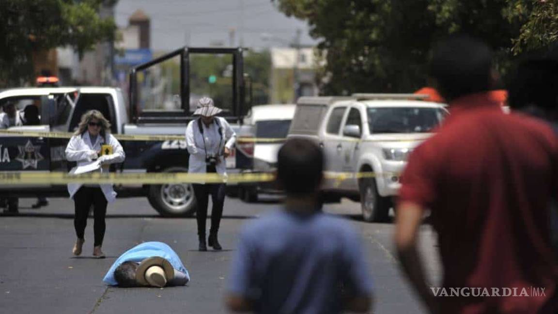 $!Esposa del periodista Javier Valdez lamenta que gobierno no frene violencia