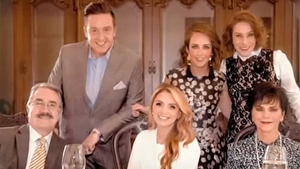 $!El día que la hija de la ex primera dama hizo fila para volar como 'la gente normal'