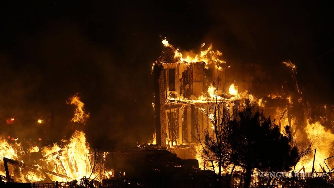Consume incendio más de 500 casas en Colorado