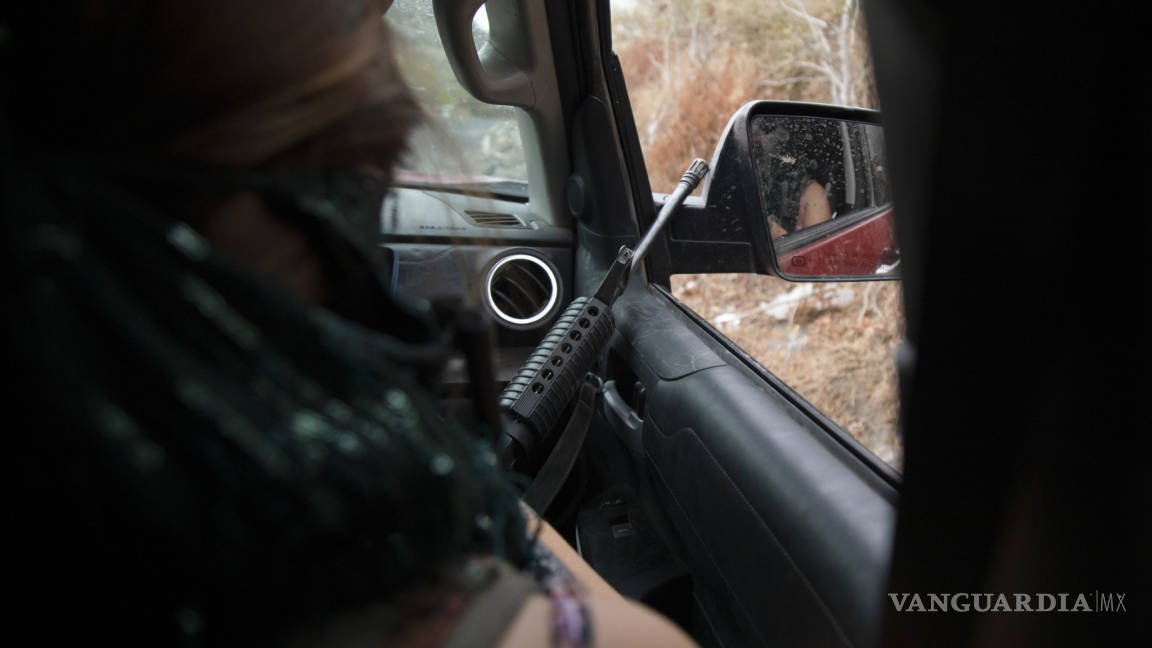Mujeres con bebés en brazos toman las armas para hacer frente a al CJNG y al 'Mencho' en Michoacán