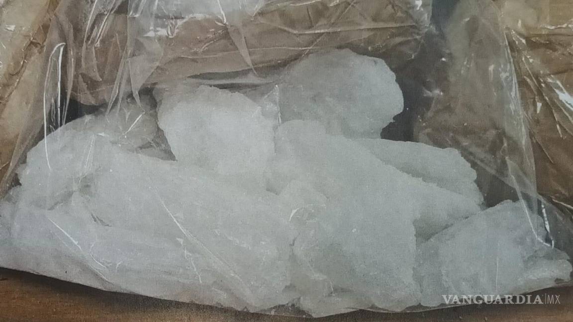 $!El Ministerio Público Federal presentó los objetos incautados, incluyendo los paquetes de drogas, como prueba ante el juez de control.