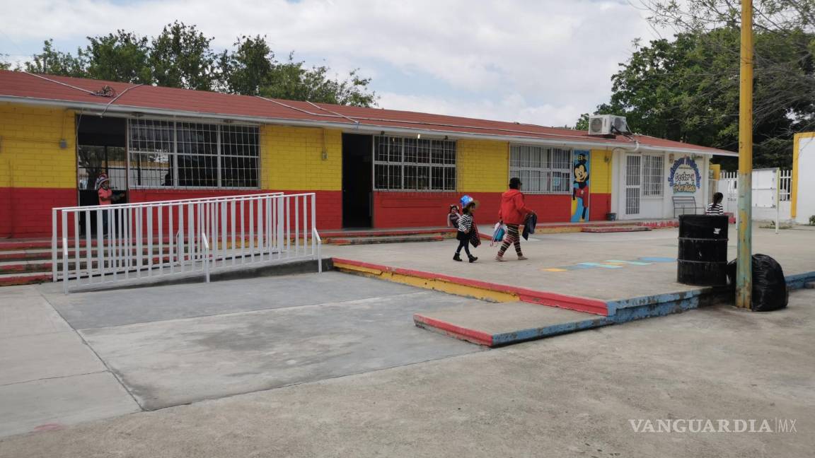 Aún con baja de contagios, protocolos antiCOVID en escuelas de Coahuila siguen