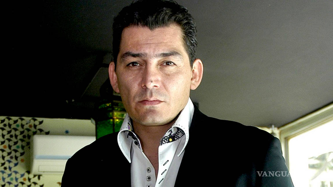 José Manuel Figueroa combina su carrera como actor y cantante