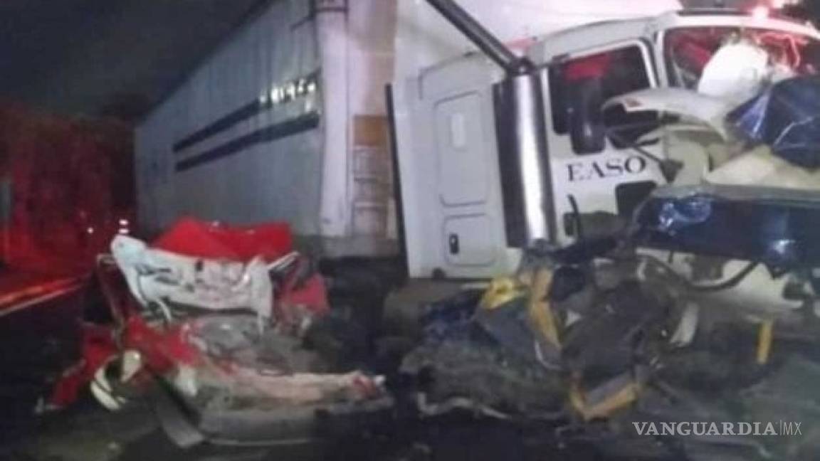 Mueren 11 personas en accidente carretero en Pénjamo