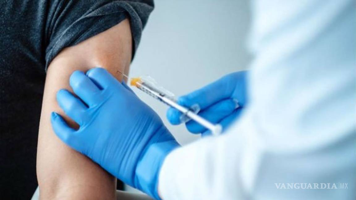 Reportan que más de 700 personas presentan reacciones adversas a vacuna contra COVID en SLP