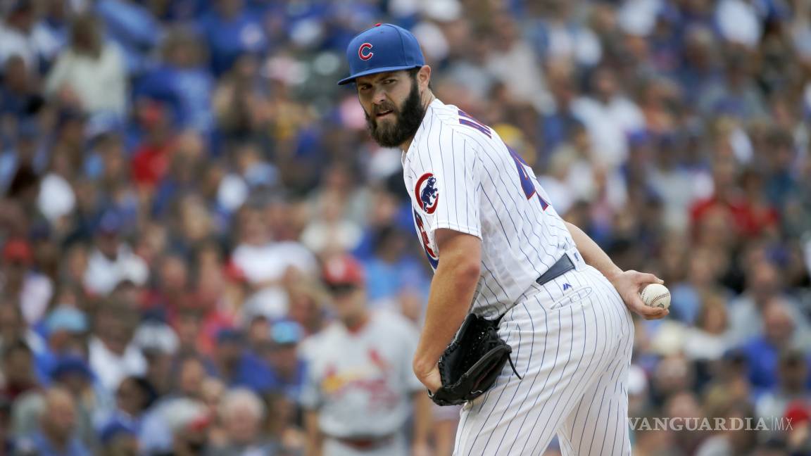 Arrieta sale muy inspirado ¡Poncha a 10!