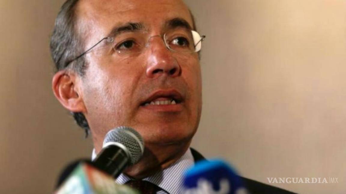Felipe Calderón asegura que refinería en Tabasco es ilegal y dañina para medio ambiente