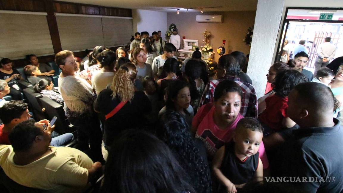 $!Despiden con baile colombiano a niño asesinado por su padre en Mirasierra