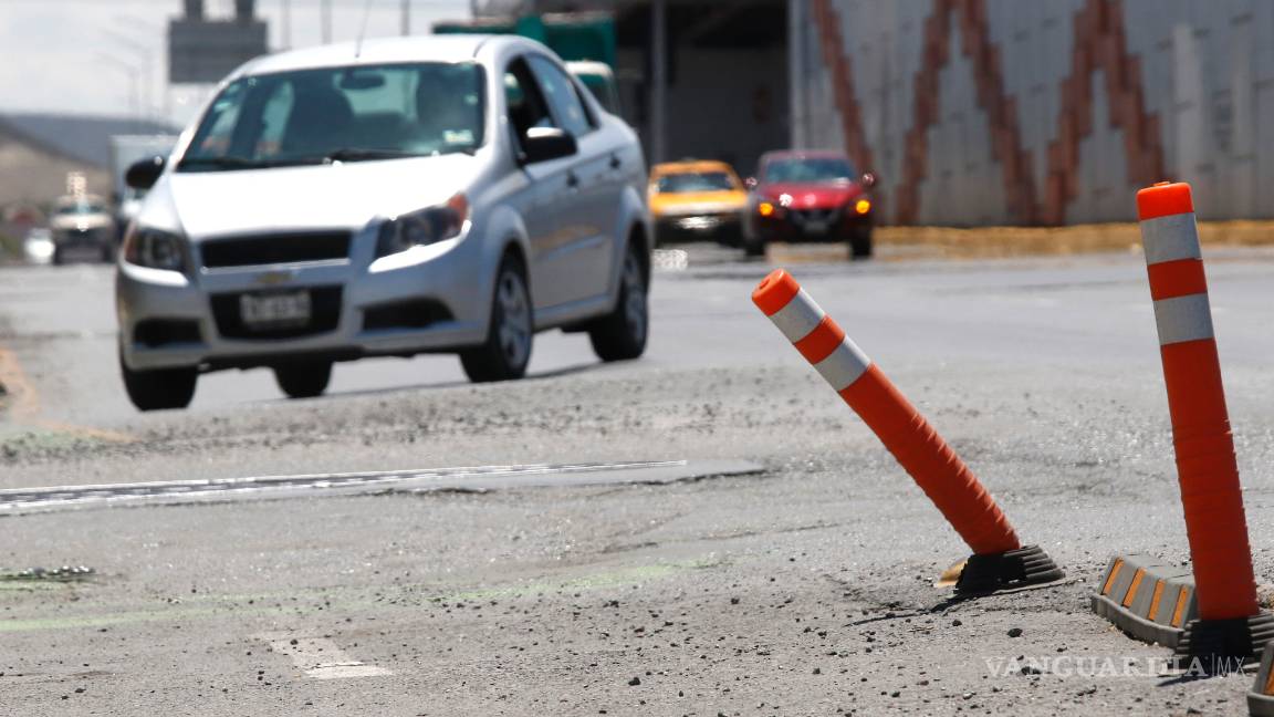 $!En cuatro meses automovilistas saltillenses destruyen tramo de ciclovía rehabilitada