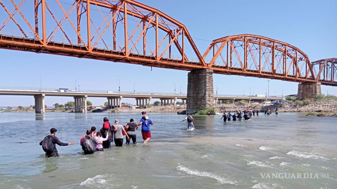 Reapertura de puentes depende de la capacidad de contención de migrantes que tenga México