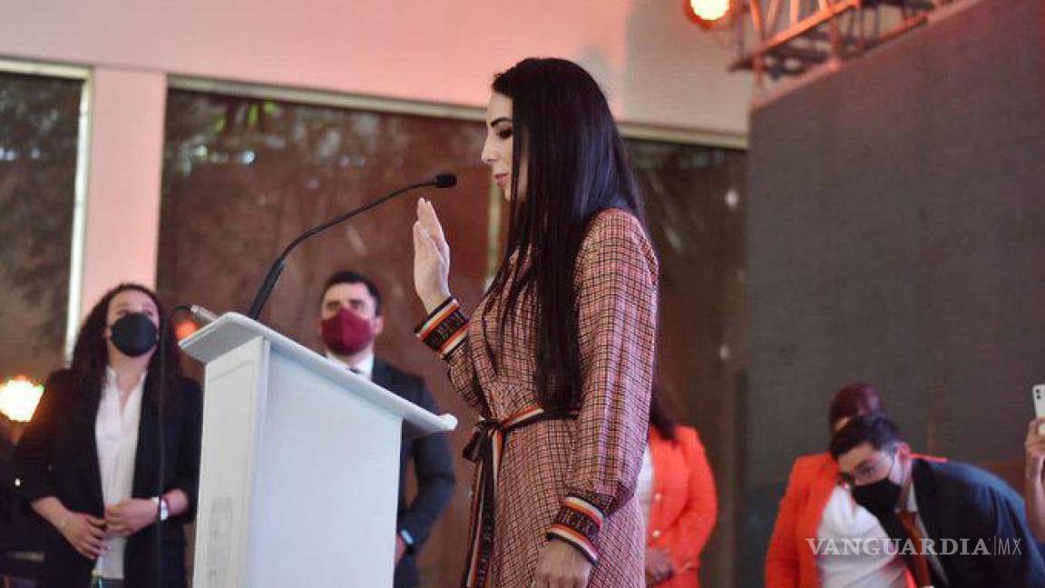 $!Arturo Montiel reaparece en toma de protesta de alcaldesa de Moroleón, de Movimiento Ciudadano