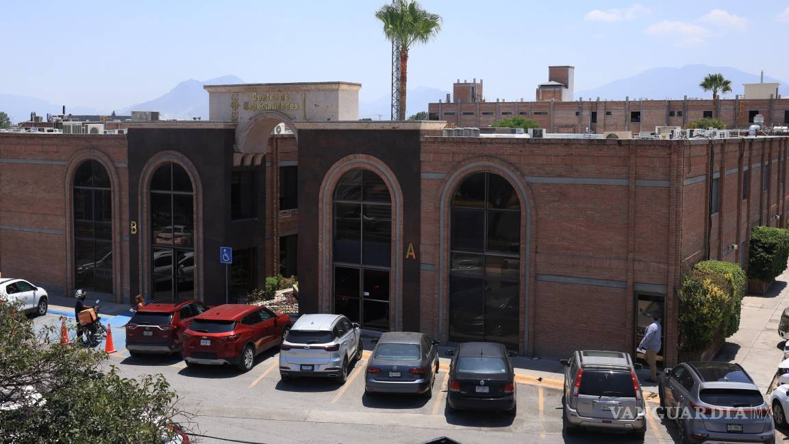 $!En Saltillo, el costo promedio de una consulta con médico especialista en el sector privado oscila entre 800 y 1,200 pesos, aunque en algunas áreas puede superar los 1,500 pesos.