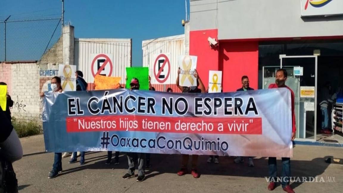 Papás de niños con cáncer en Oaxaca pedirán ayuda a Joe Biden ante desabasto de medicinas