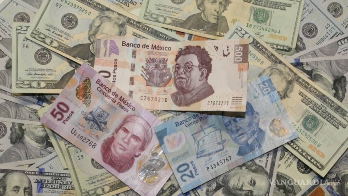 Peso se deprecia por preocupación de ola de COVID-19 en México; sube a 20 pesos