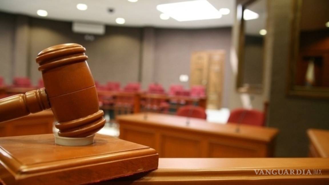 Testigo retrasa juicio contra feminicida en Saltillo
