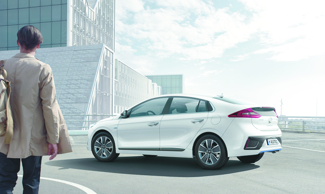 $!Hyundai Ioniq, híbrido que fluye como viento