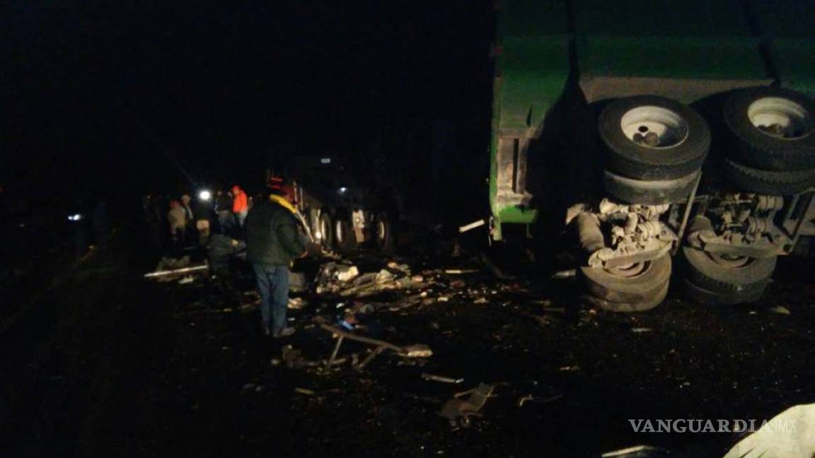 Choque deja 4 muertos y 20 lesionados en carretera a Torreón