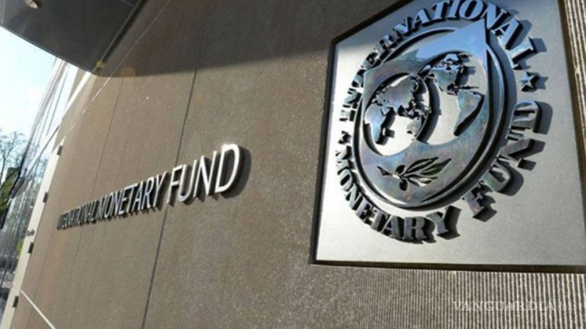 México debe subir el gasto para proteger ingresos: FMI