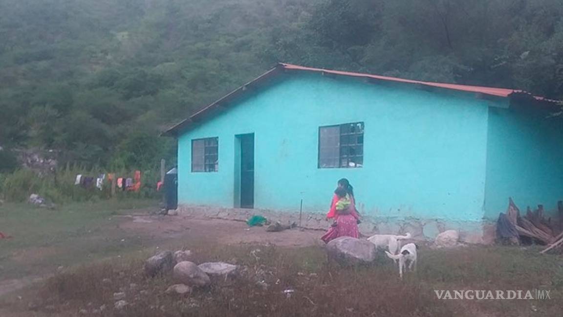 $!Maestra de Chihuahua pide ayuda a AMLO para sus alumnos rarámuris