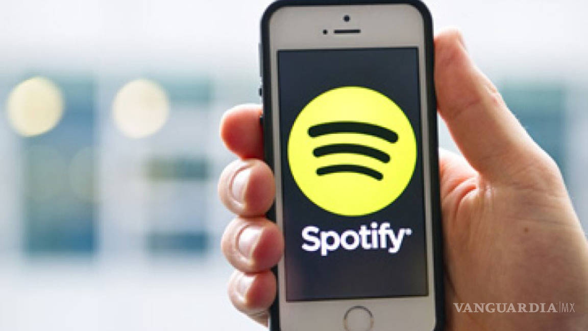 Pelea Spotify podcasts con Apple