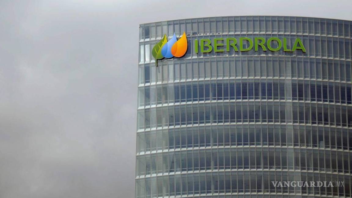 Gobierno Federal cierra compra de 13 plantas eléctricas de Iberdrola por 6 mil 200 MDD