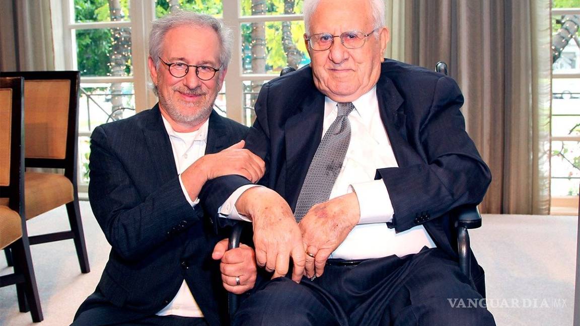 Muere padre de Spielberg a los 103 años