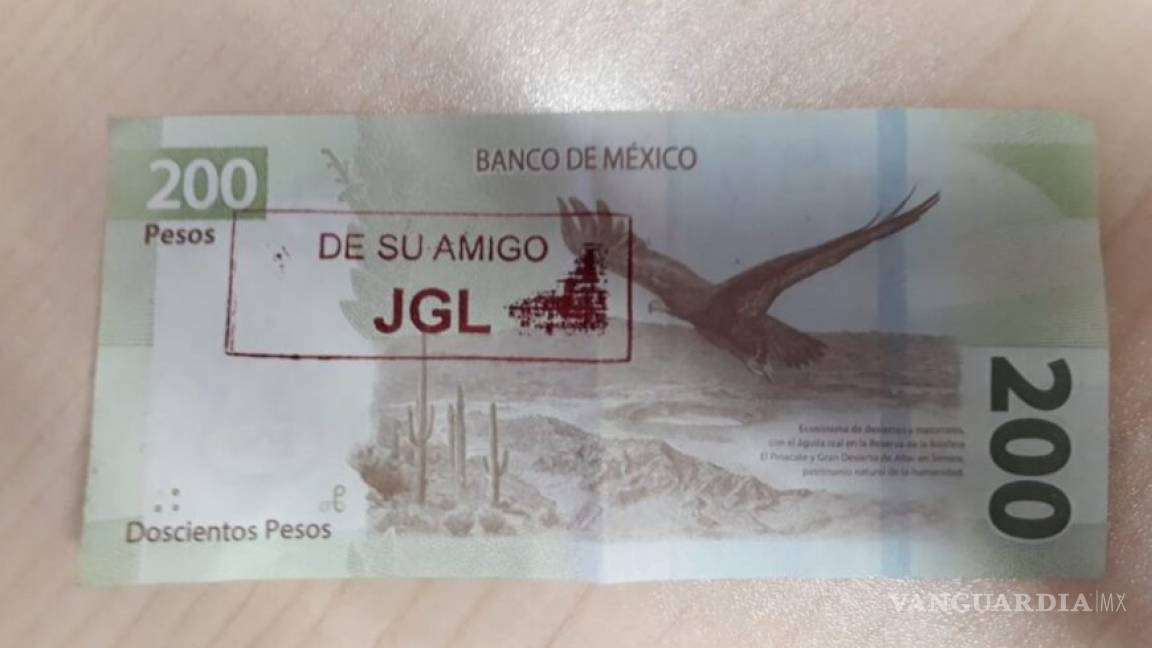 Circulan 'Chapo billetes' en Culiacán, Sinaloa... ¡y son válidos!