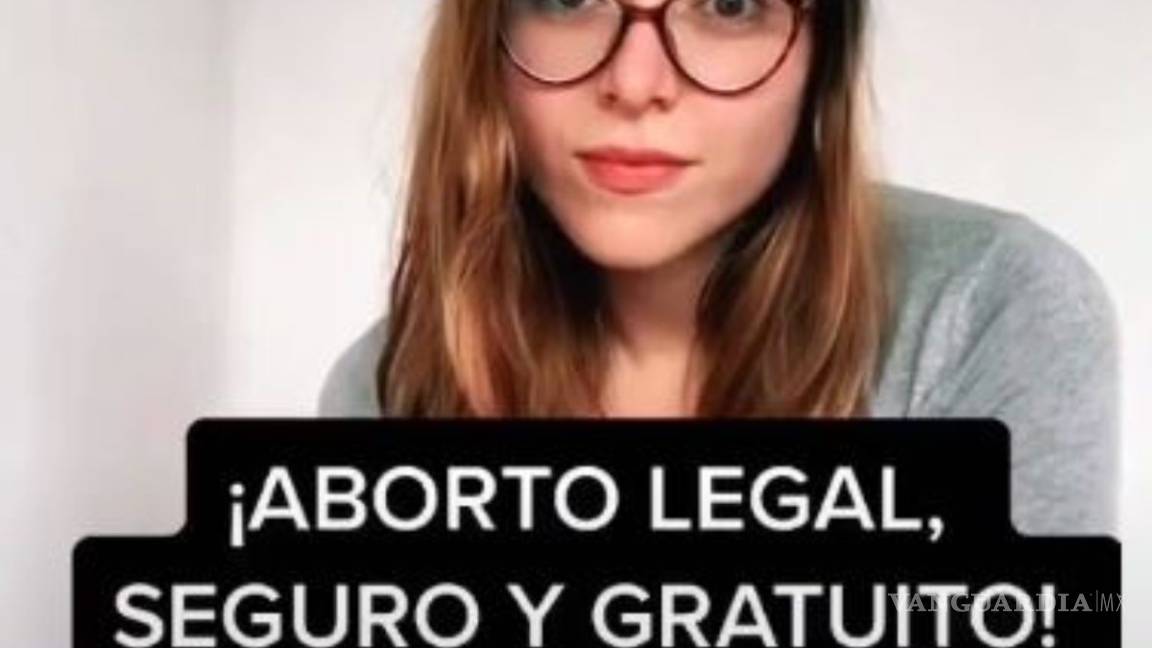 Linchan en redes a Estefanía Veloz de Canal Once por video pro aborto