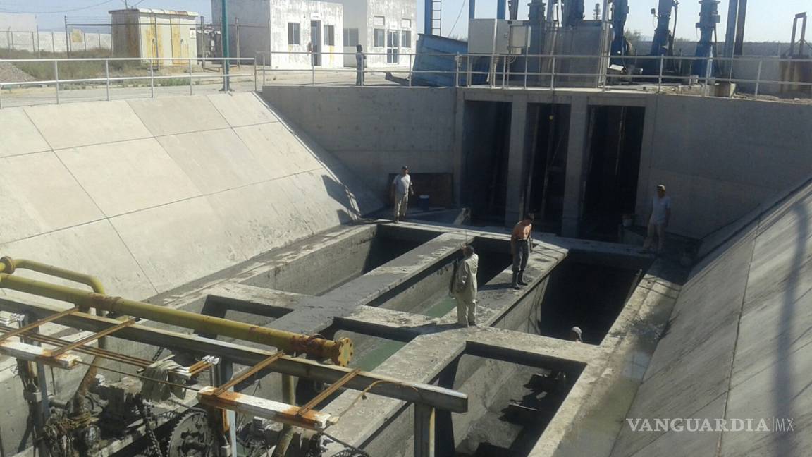 $!Repara Simas Torreón colector deteriorado y cárcamo