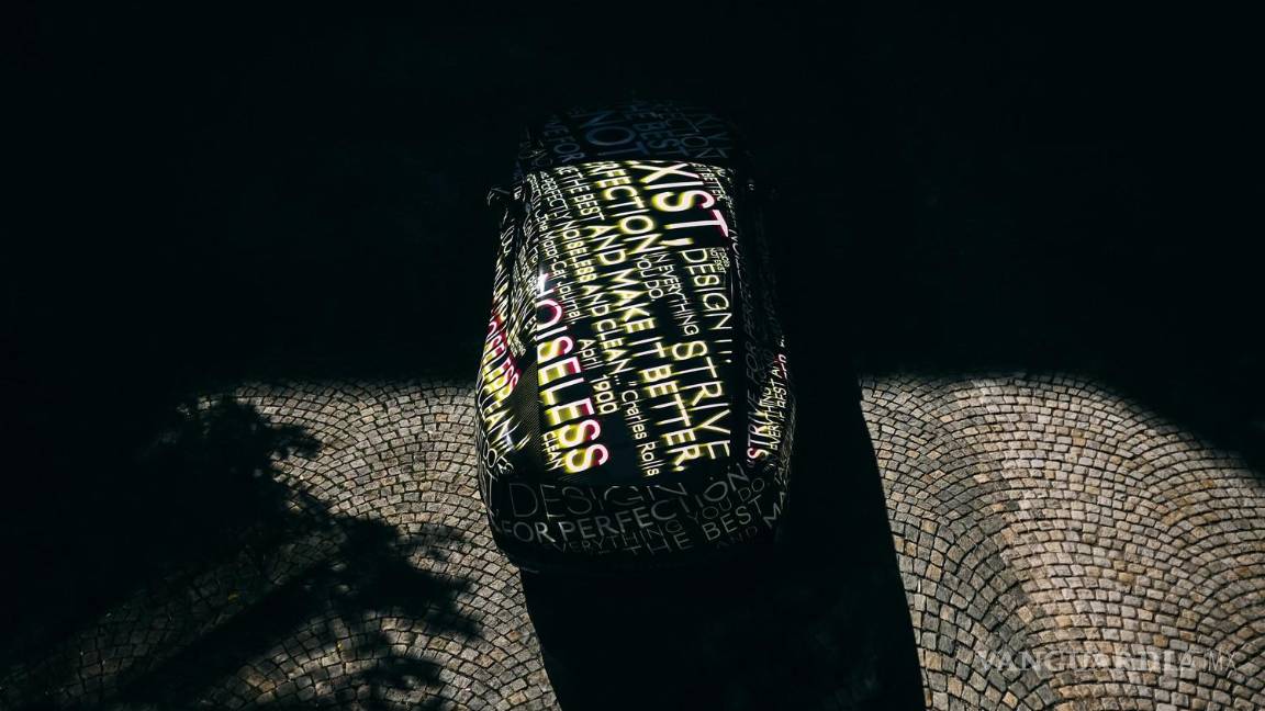 $!Rolls-Royce presentó su auto eléctrico Spectre; a partir de 2030 solo fabricará coches a batería