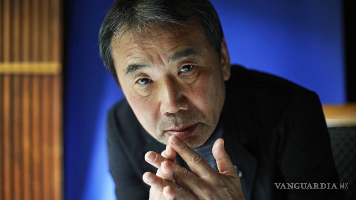 Murakami destaca el lado &quot;físico&quot; y musical de su obra en su debut como DJ