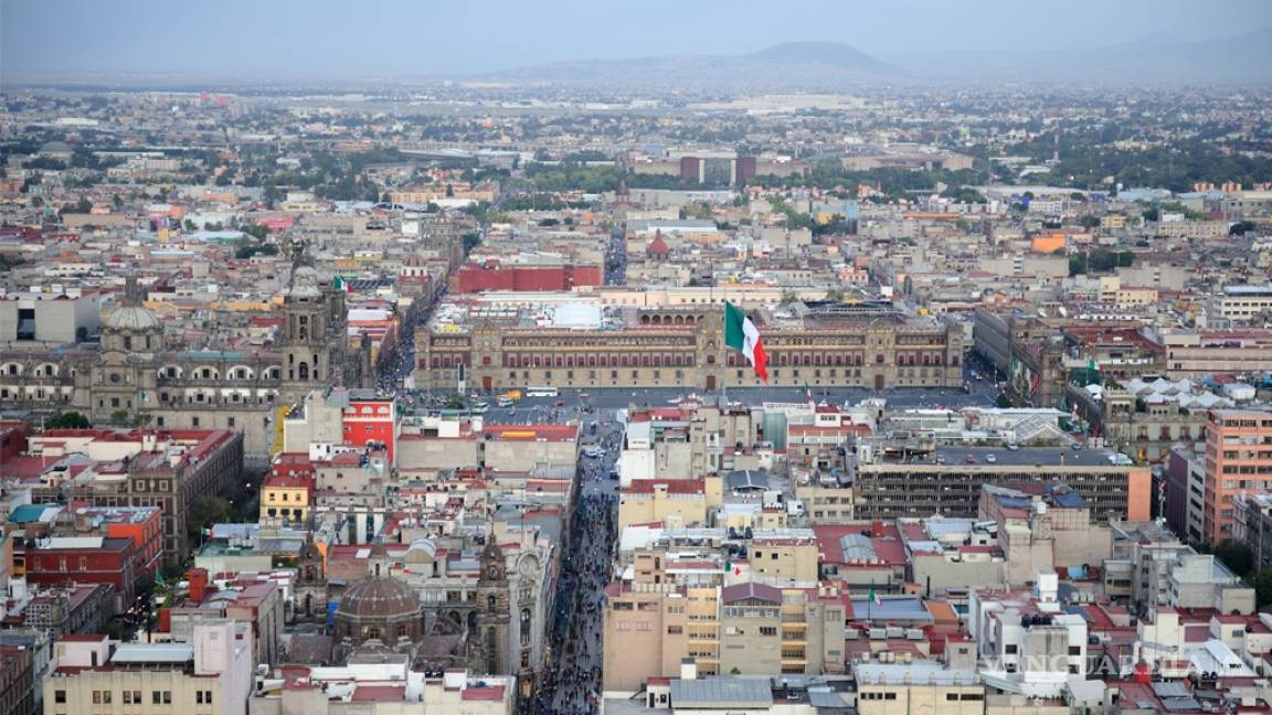 S&amp;P baja calificación de México por coronavirus y caída en precios del petróleo