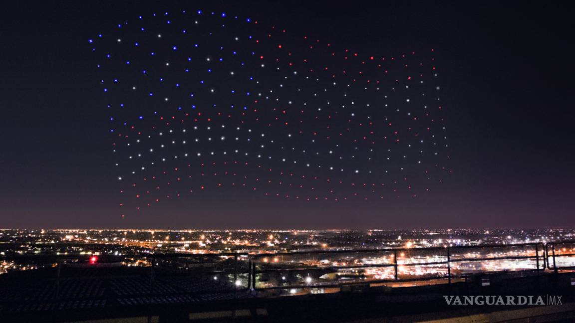 $!Lady Gaga triunfa con mensaje antirracista en Super Bowl 51