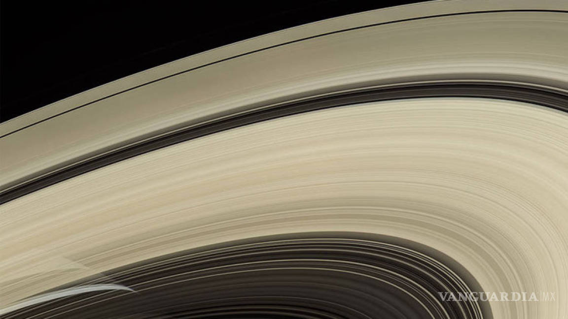 NASA publica la imagen más bella que se tenga de los anillos de Saturno